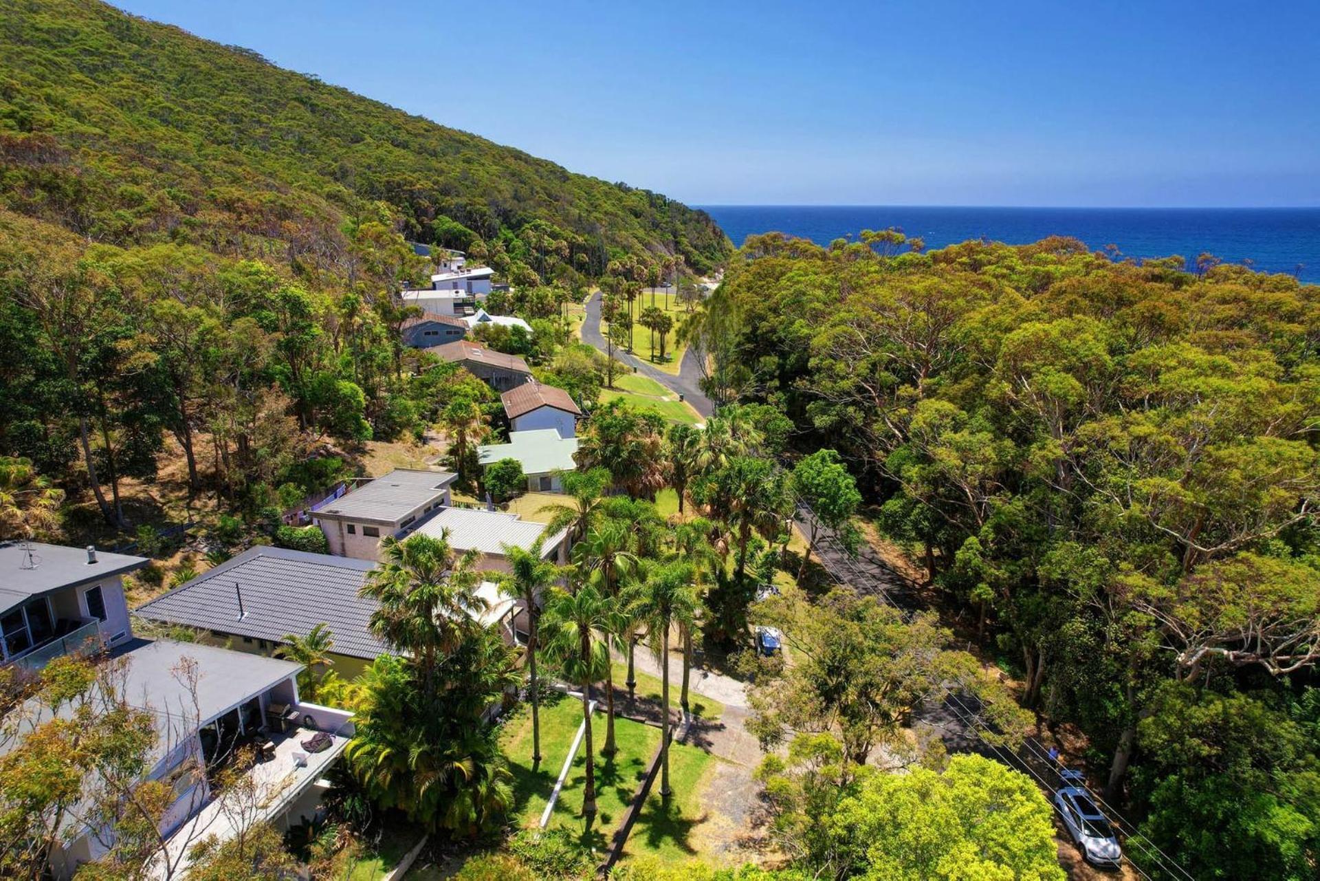 Picturesque Lizzie Palms 1 Villa Elizabeth Beach Exterior photo